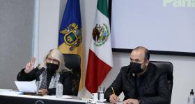 Dr. Ricardo Villanueva, Rector UdeG y la Dra. María Esther Avelar Álvarez, Rectora de UDGVirtual 