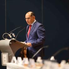 Dr. Sergio Ruelas dando su discurso 